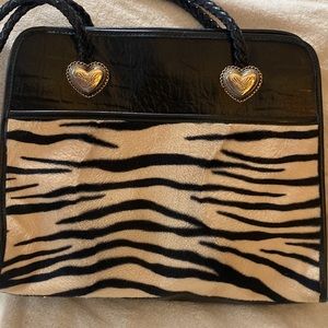 WOW! MARC CHANTAL super trend leather bag with faux fur sides makes a statement!